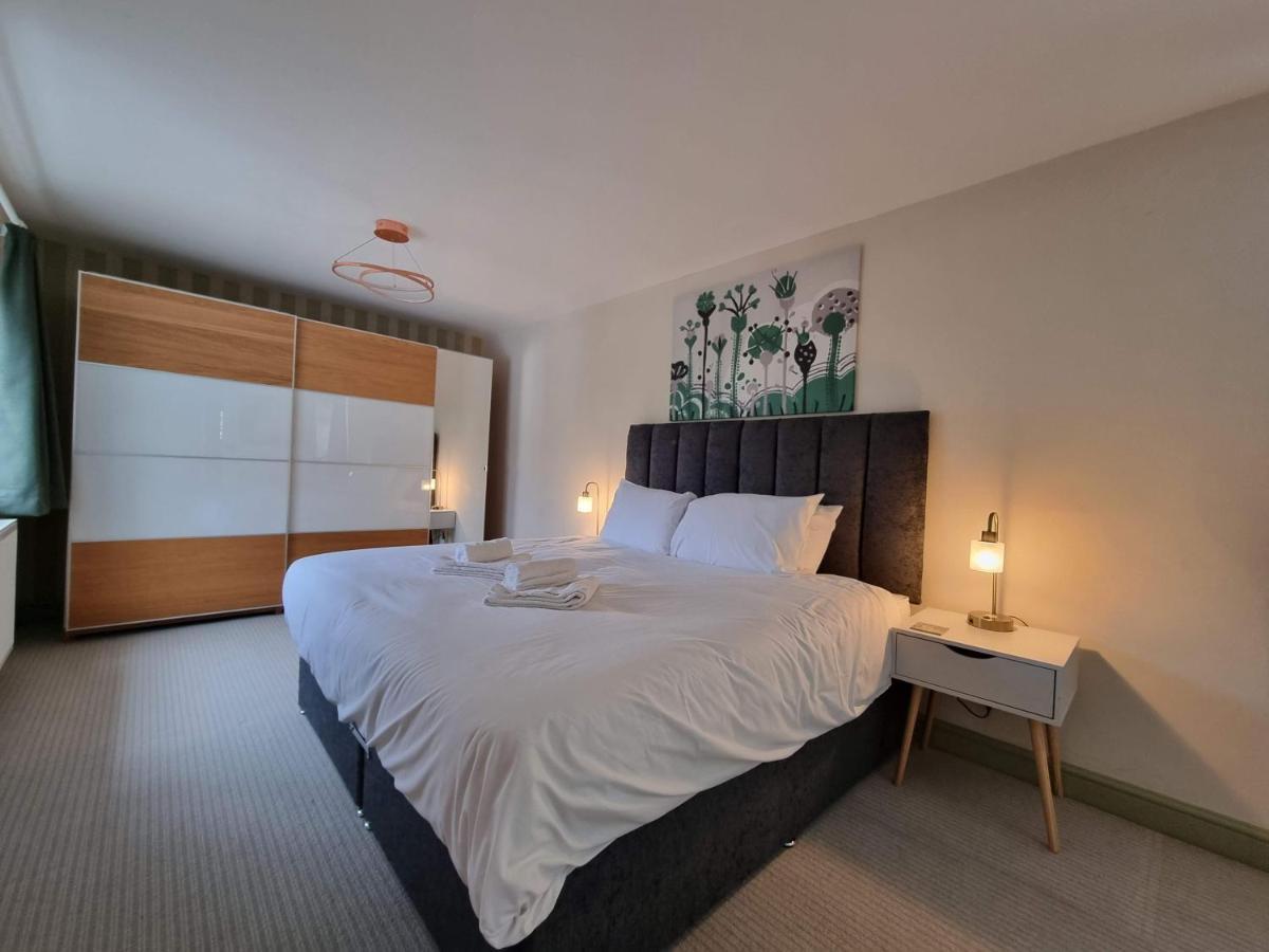 Kingsfield House By Cliftonvalley Holiday home